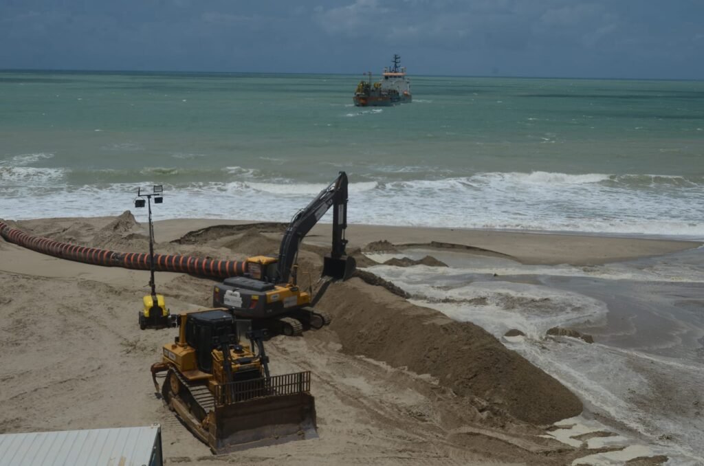 Ibama volta a ser responsável pela fiscalização da engorda de Ponta Negra