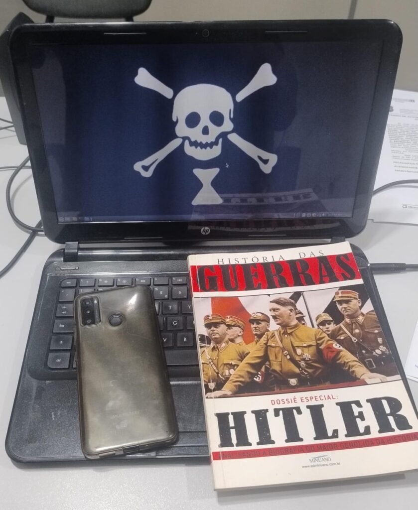Polícia apreende dois adolescentes que incitavam crime na internet