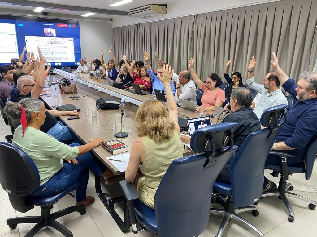 UFRN revoga títulos concedidos a presidentes da ditadura militar