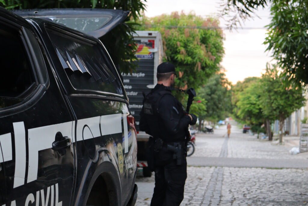 Polícia civil prende homem suspeito de aplicar golpes em idosos em Macaíba e Natal