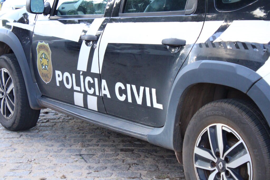 Polícia civil e Receita Federal desarticulam laboratório clandestino em Natal