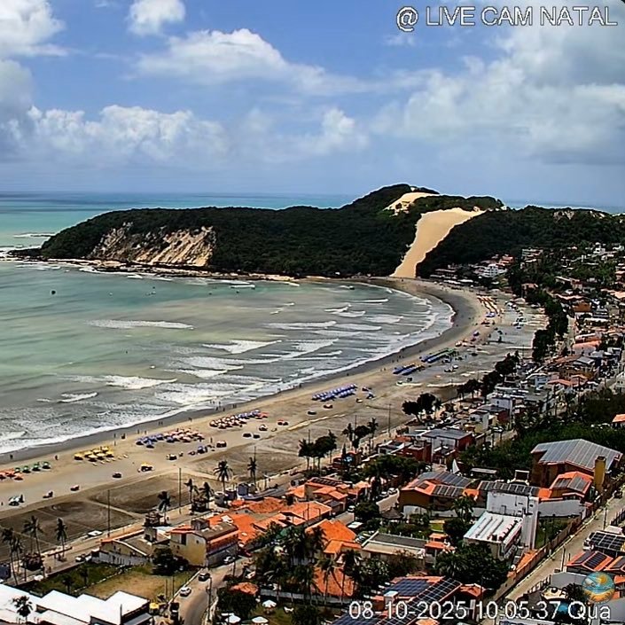 Engorda de Ponta Negra resiste à maior maré do ano e protege calçadão e hotéis