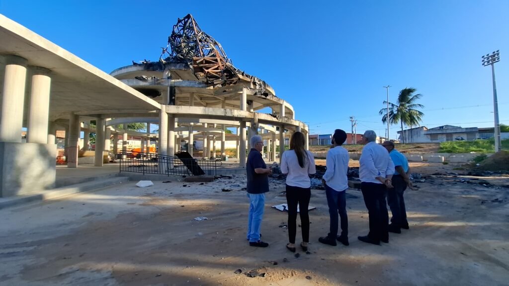 Prefeitura realiza vistoria técnica na obra da estátua de N. Sra. de Fátima