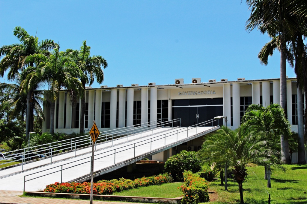 Governo proíbe nomeação de condenados por feminicídio para cargos comissionados