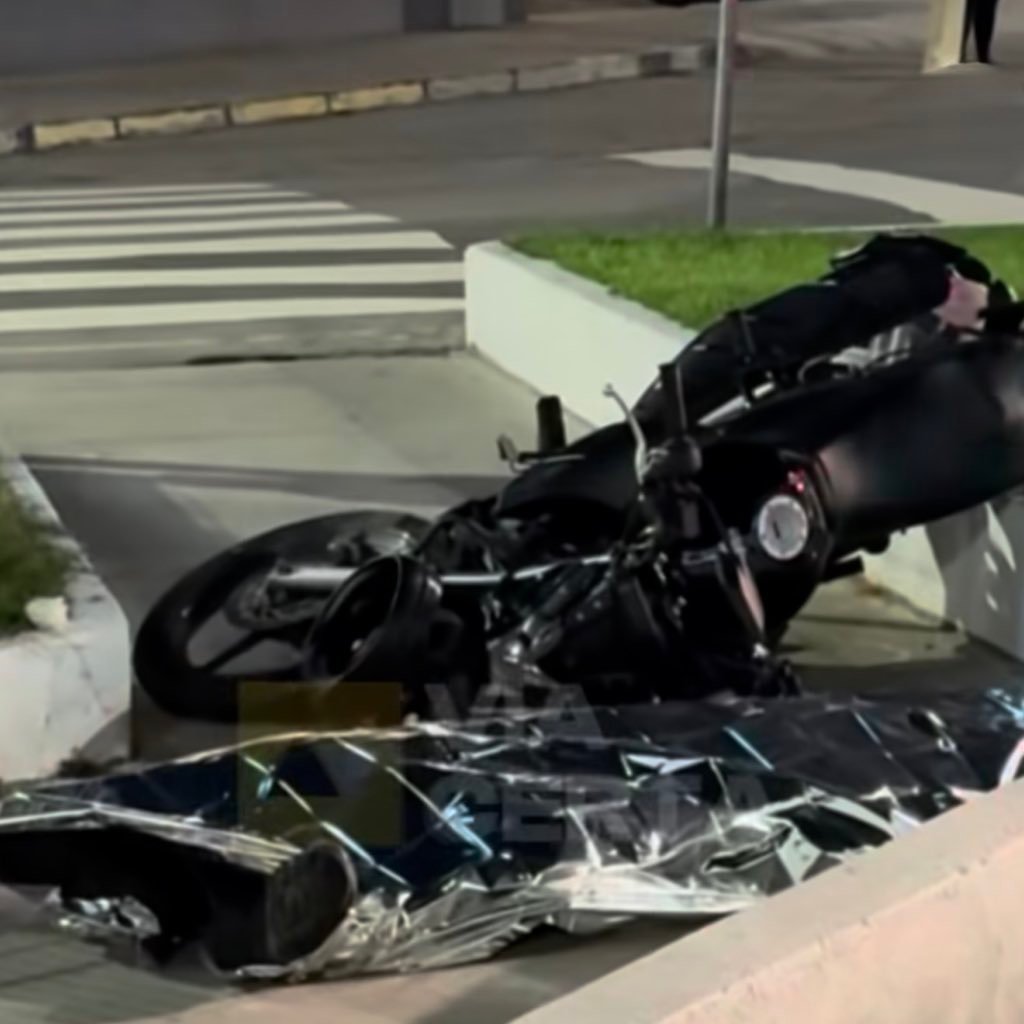 Motociclista morre após acidente e demora no socorro em avenida de Natal