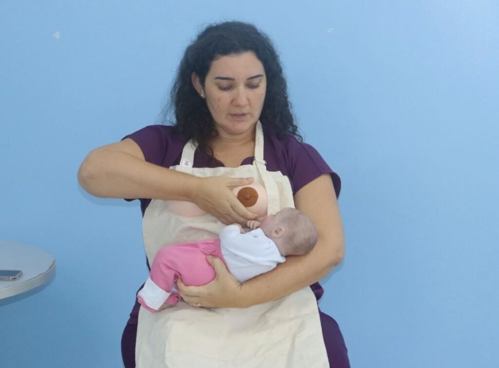 Posto de Coleta da Maternidade Leide Morais reforça a importância da doação de leite humano